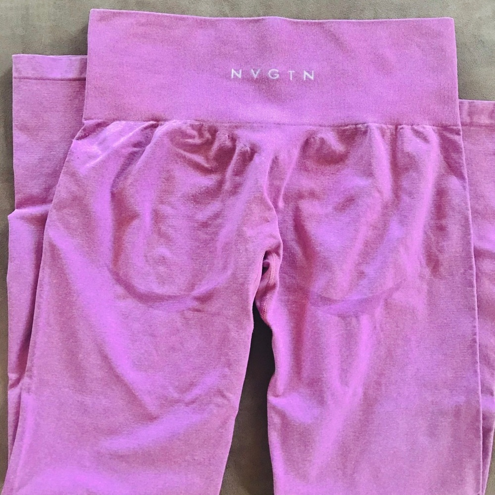 NVGTN Contour Leggings